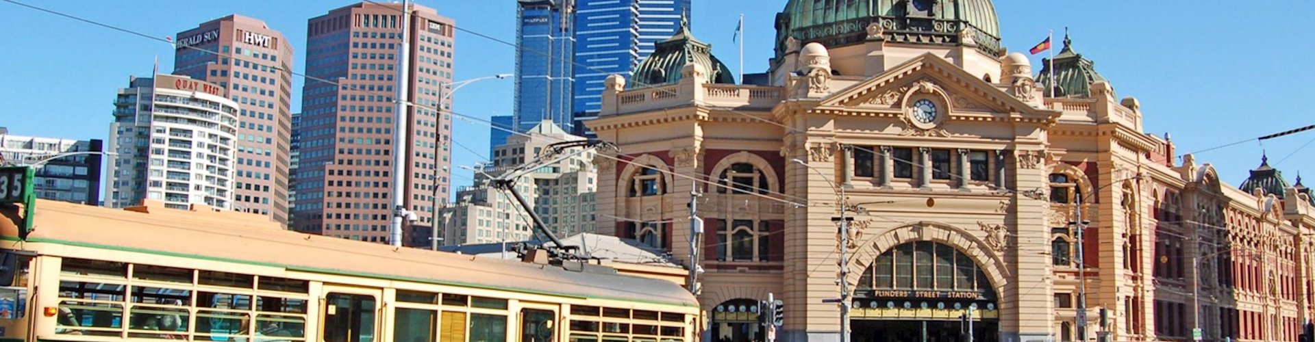 Luxury limousine parked in Melbourne, VI, AU