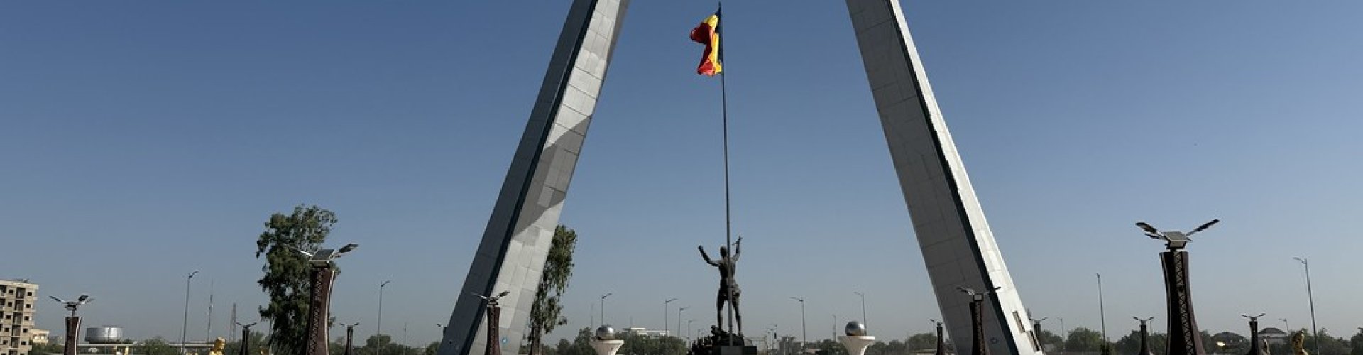 Luxury limousine in Ndjamena