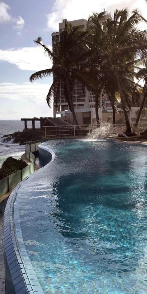 Luxury car interior in Rio Vermelho