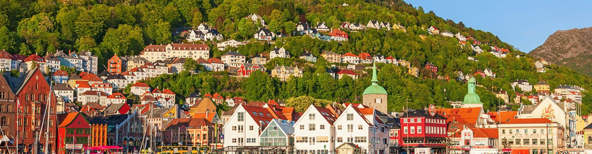 Luxury limousine in Bergen at dusk