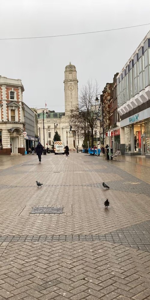 Luxury car interior, Luton